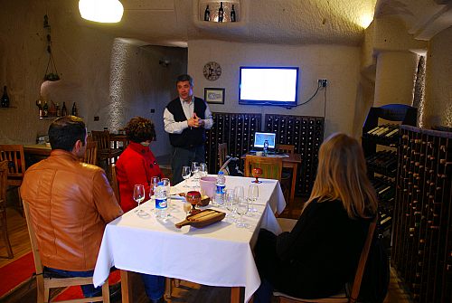Vinotolia’nın Kasım 2011 şarap seminerleri programı