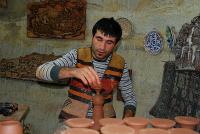 Çömlek atölyesi/A clay atelier