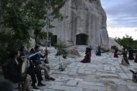 Leyla ile Mecnun oyunu